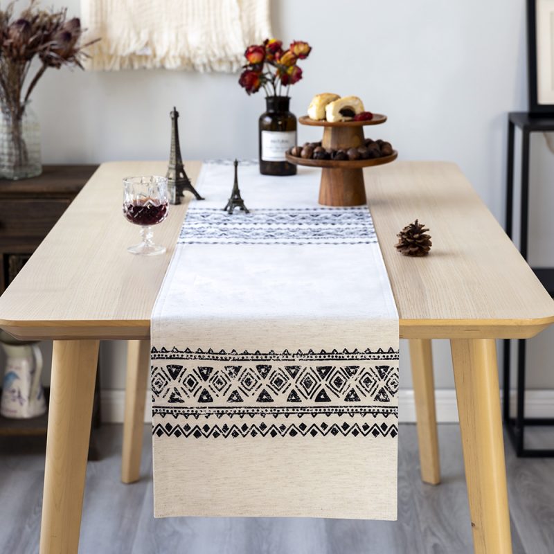 Hot Selling Print Linen Elegant Table Runner for Kitchen&Office