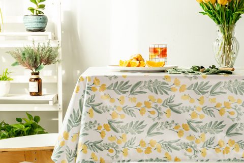 Factory Wholesale Customize Logo New Design Polyester Cotton Print Tablecloth