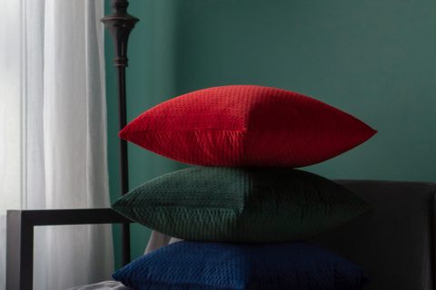 Hot Sale 100% Polyester Multicolor Soft Velvet Cushion