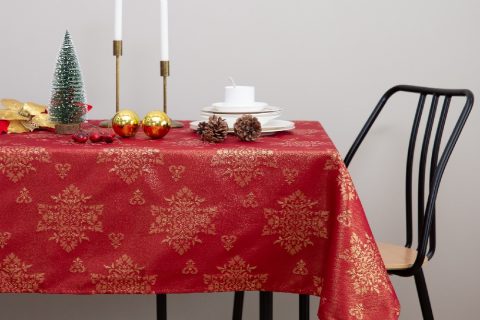 Why a Christmas Tablecloth is a Holiday Must-Have？