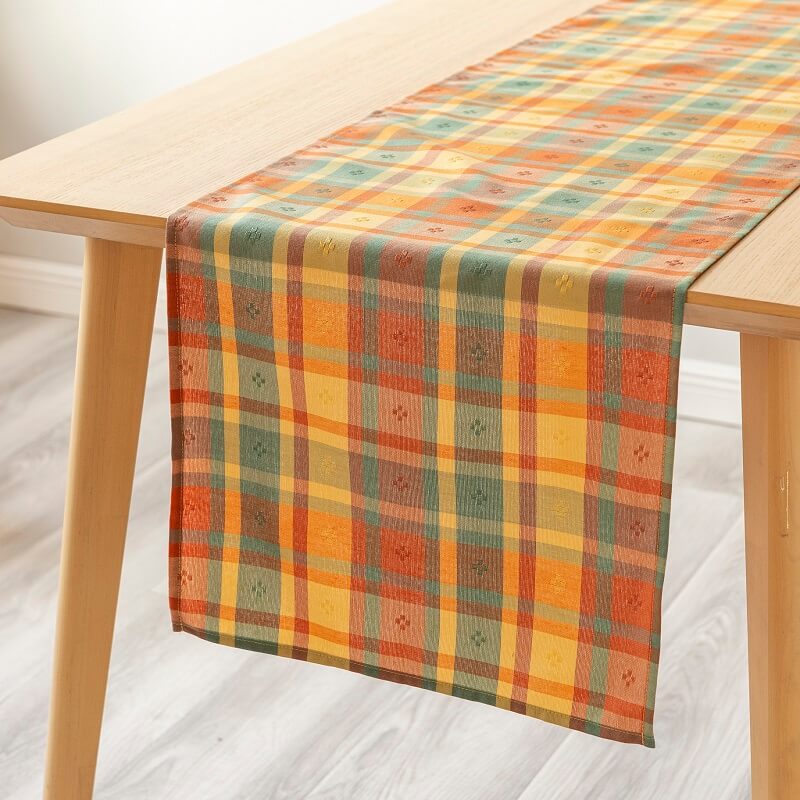 High Quality 100% Polyester Checkered Pastoral Style Table Runner for Office Home